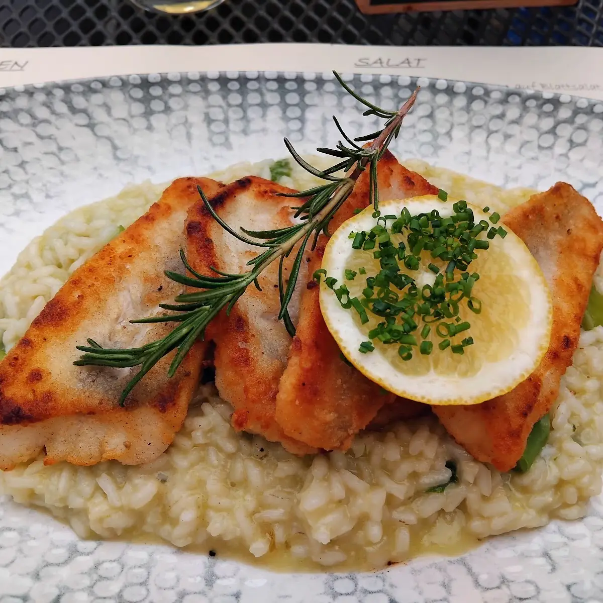 Zander Gegrillt Auf Spargelrisotto