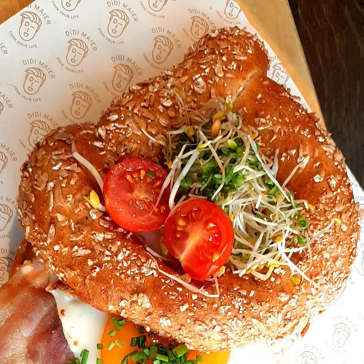 Famous Breakfast Bagel