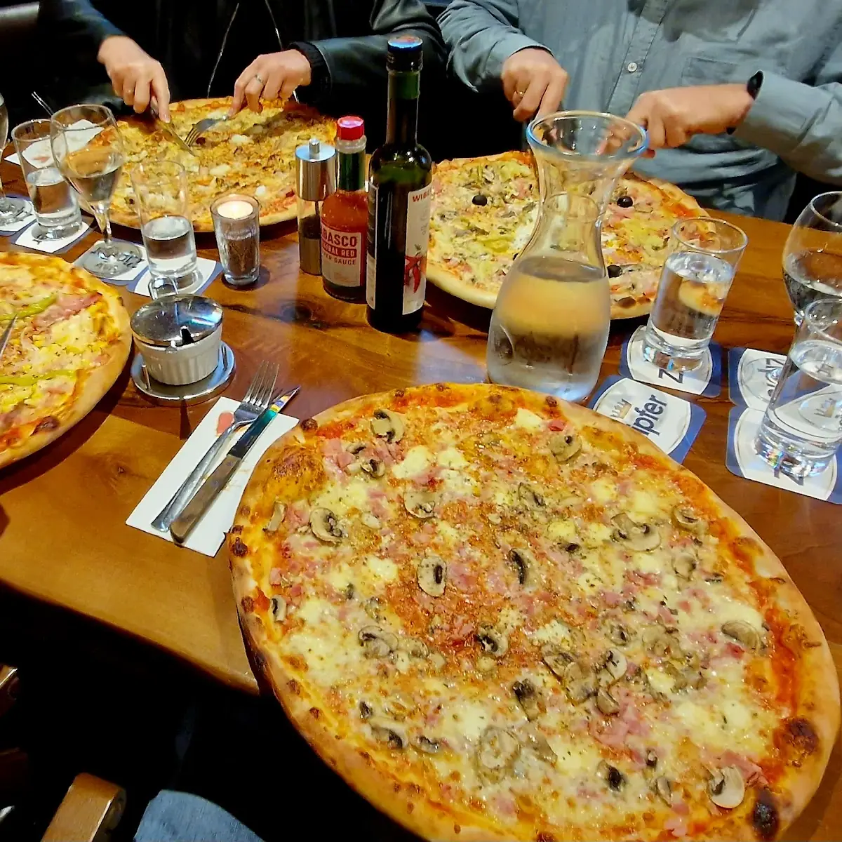 Diverse Pizzen
