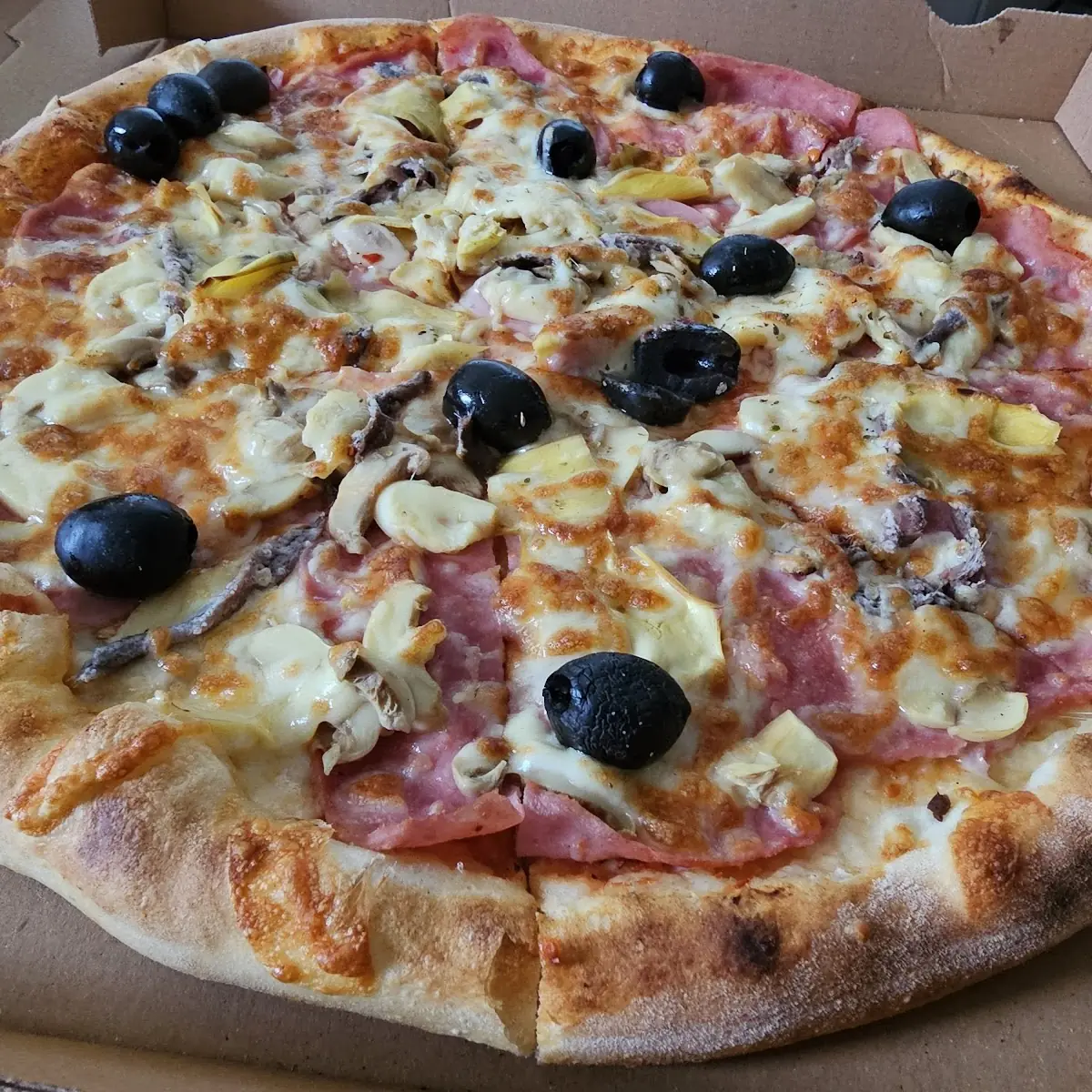 Pizza Capricciosa
