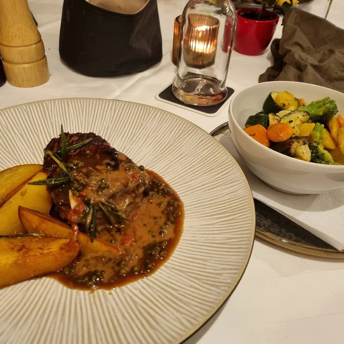 Rinderfilet Mit Rosmarinkartoffeln