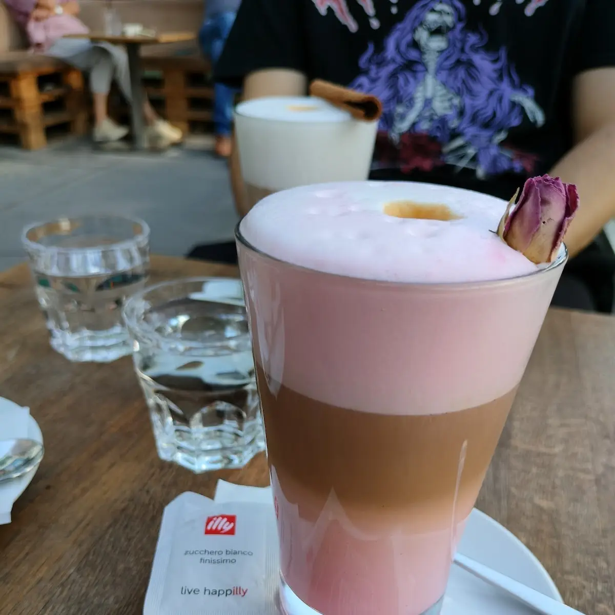 Rose Latte