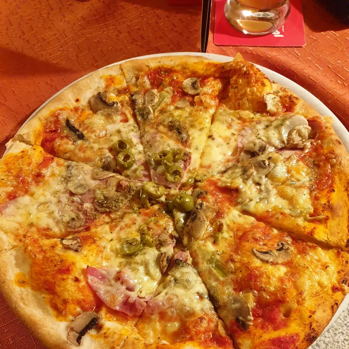 Pizza Capriciosa