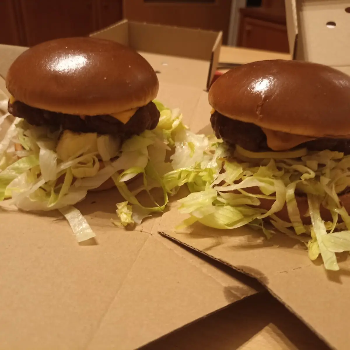 BBQ Burger & Cheesy Korean Burger