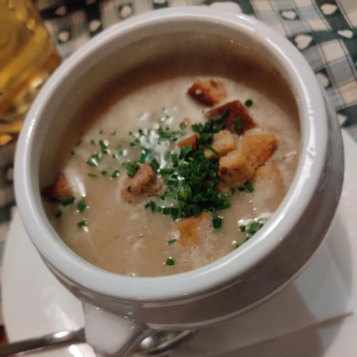 Crema de Papas Con Croutones