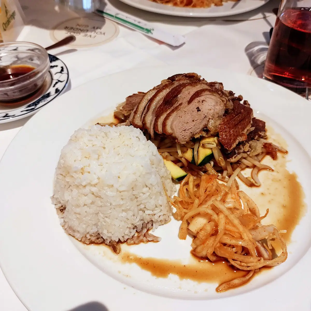 Knusprige Ente Mit Gemüse