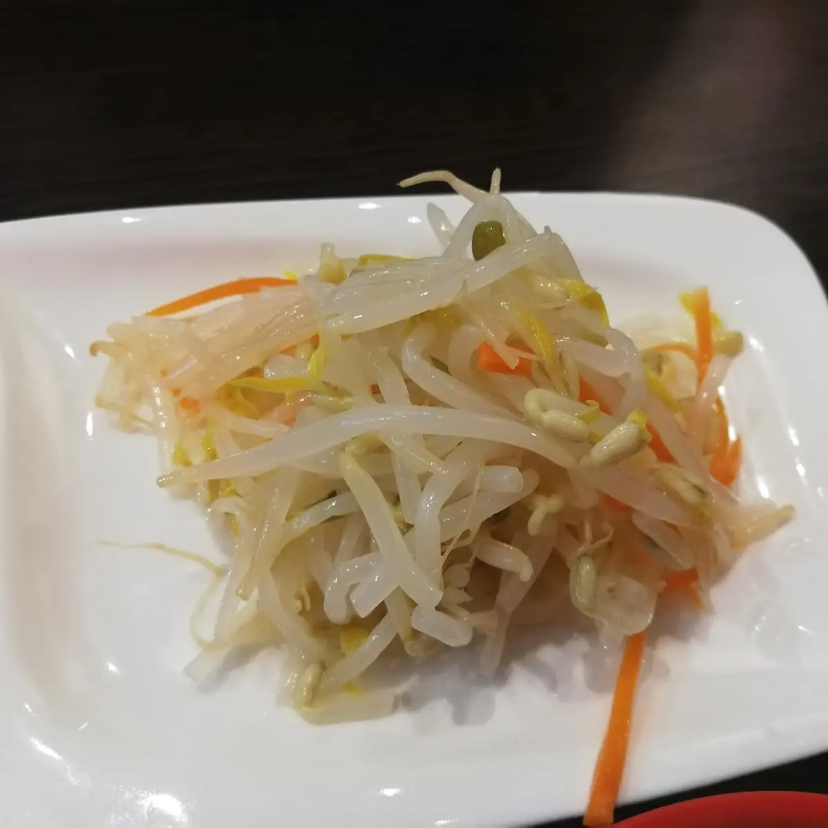 Sojasprossen Salat