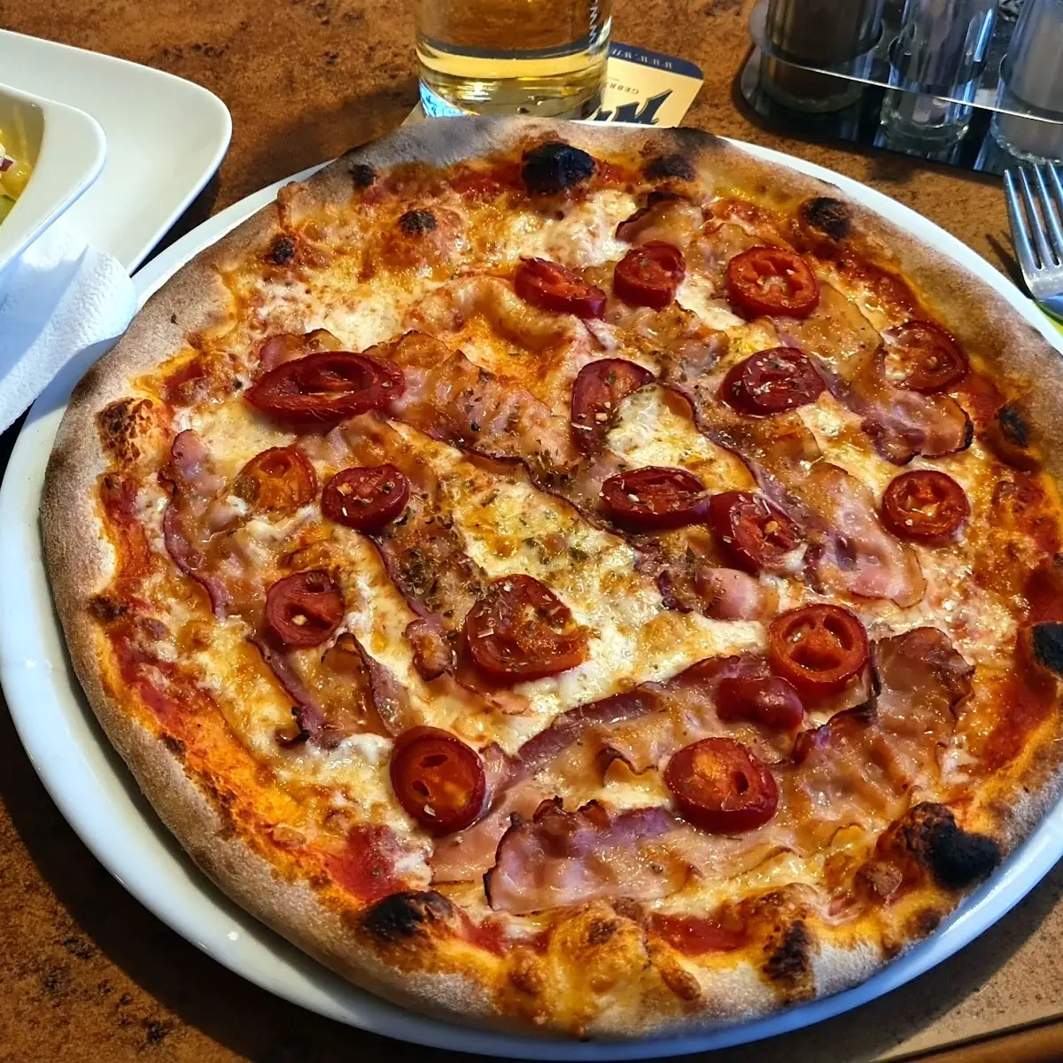 Izza Diavolo Klein Gemischter Salat