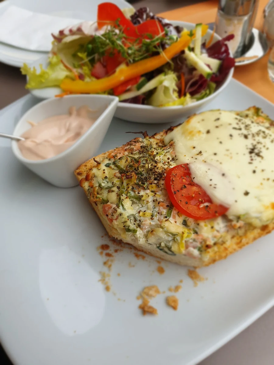 Baguette Mit Tomaten Und Mozzarella