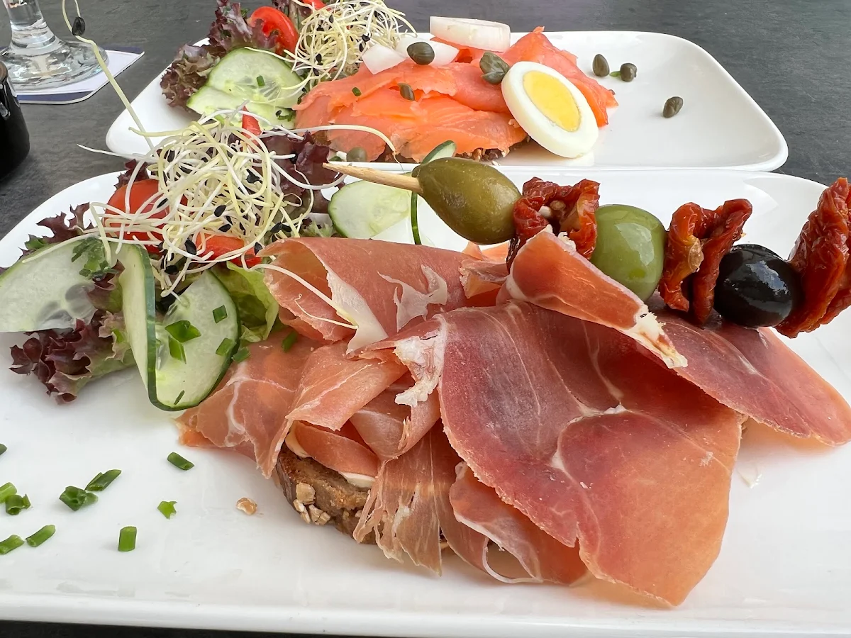 Belegtes Brot Mit Prosciutto