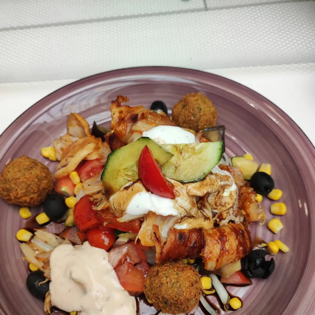 Salat Mit Falafel