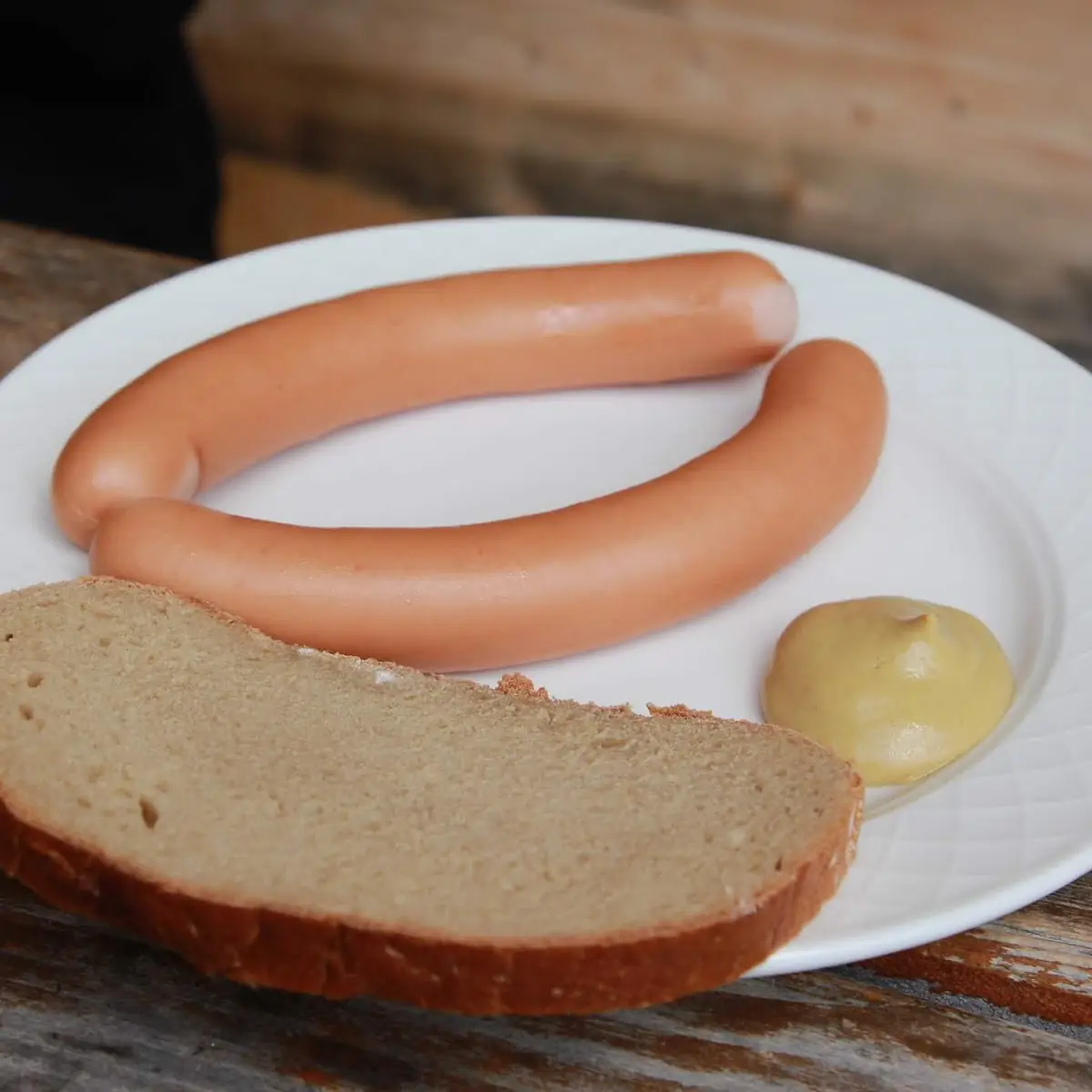 Hauswurst Mit Brot