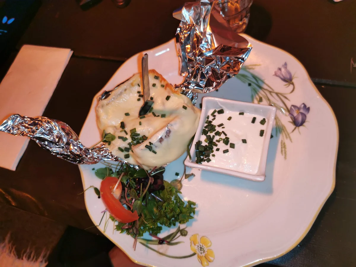 Patata Con Panna Acida E Pancetta
