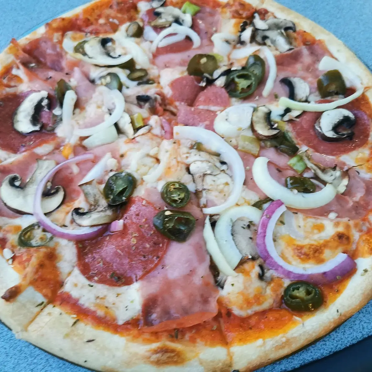 Pizza Con Cempinones