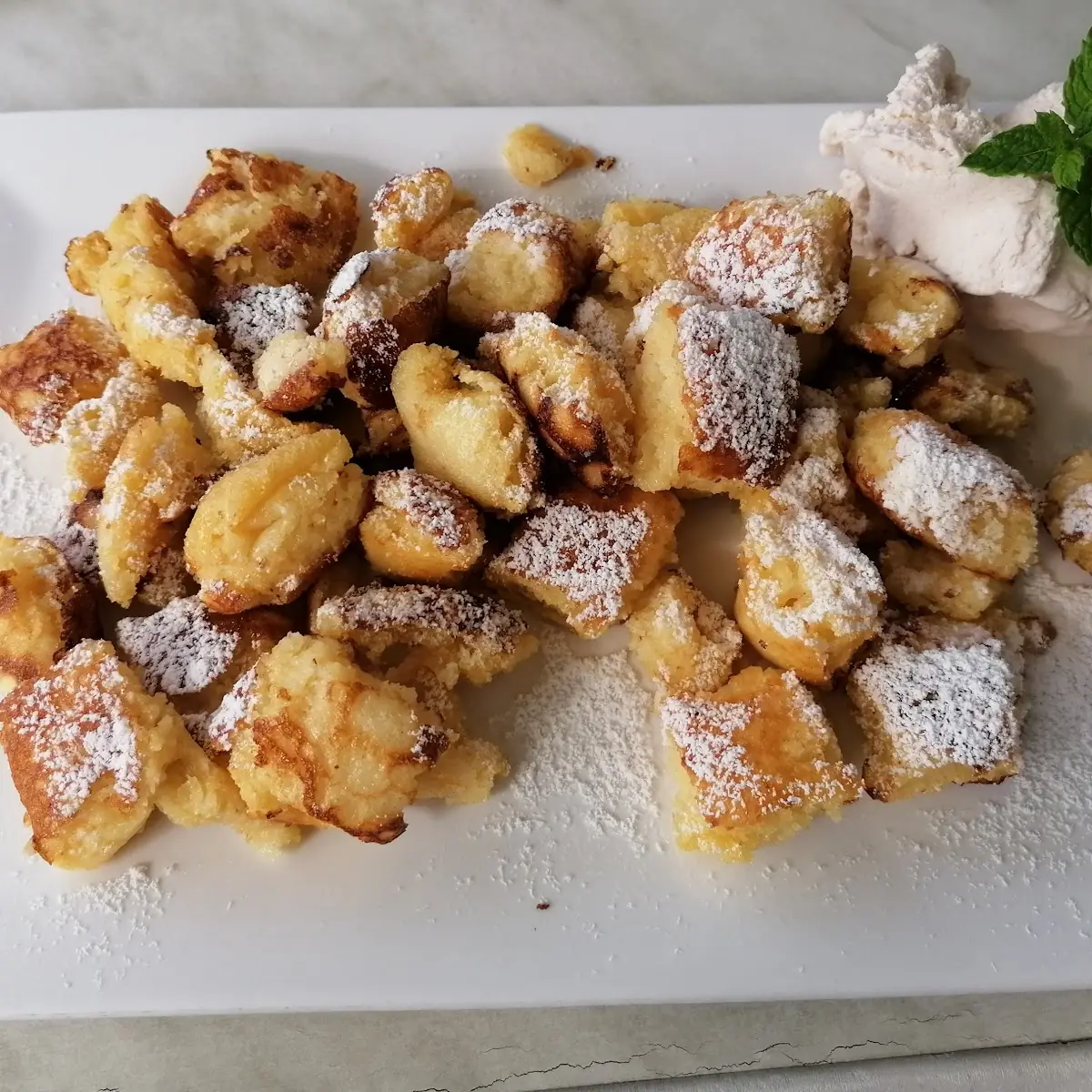 Kaiserschmarrn Mit Vanille Eis
