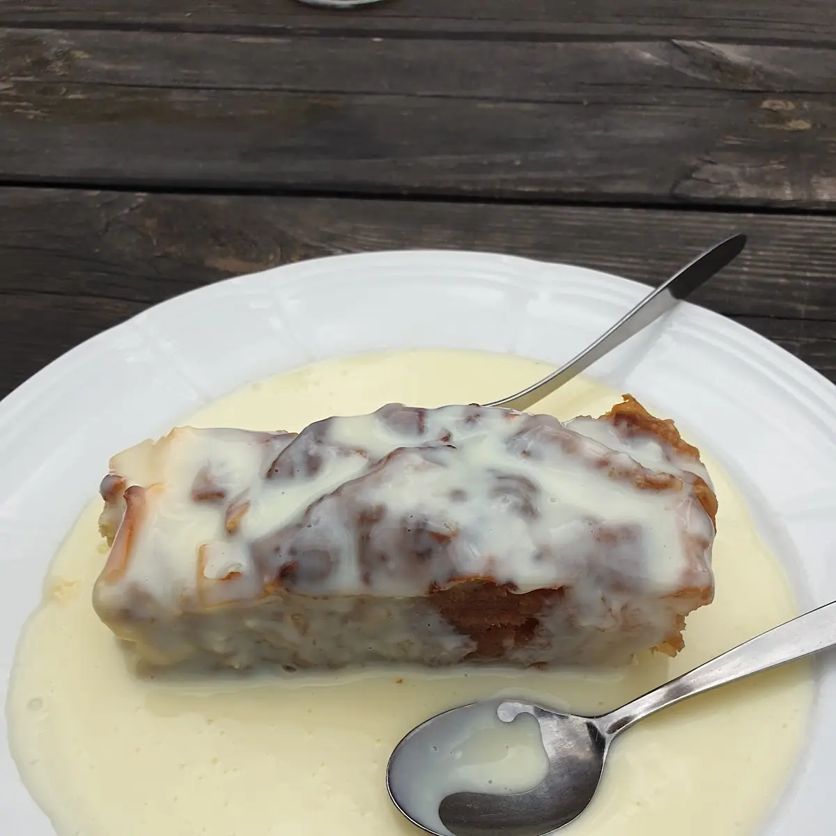 Apfelstrudel Mit Vanillesoße