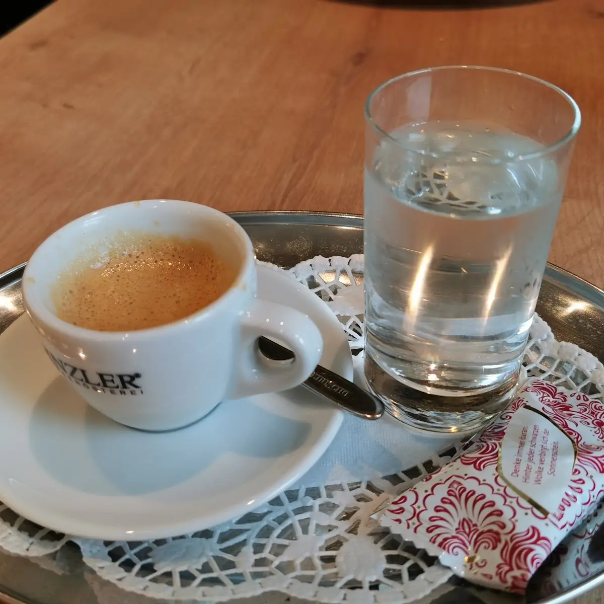 Kleiner Espresso