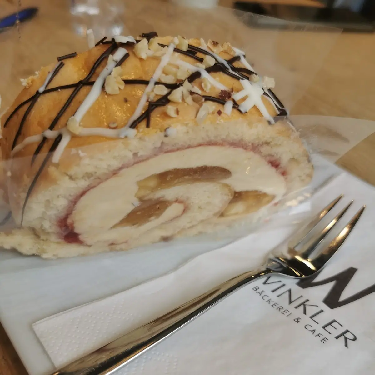 Apfel-karamell-roulade