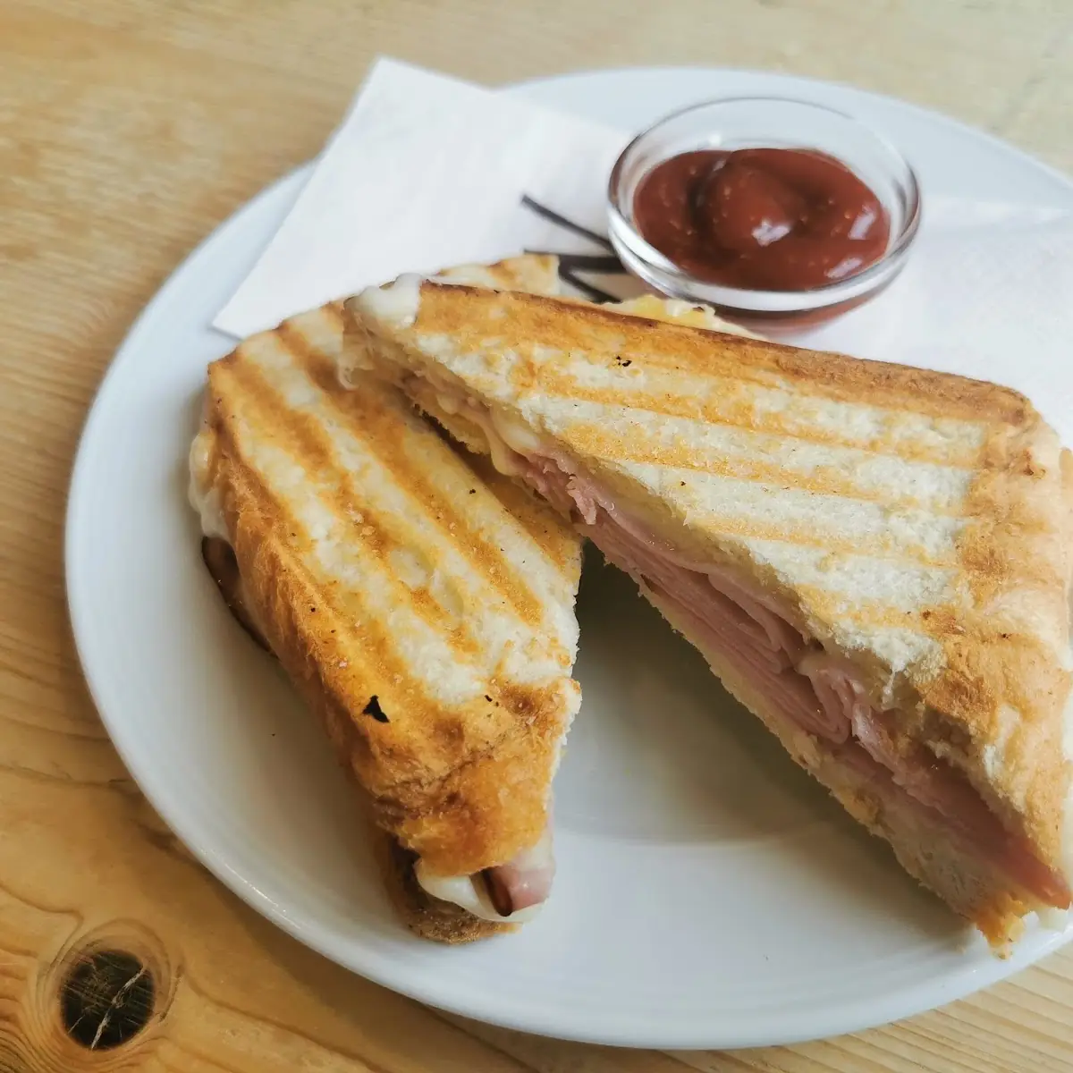 Schinken-käse-toast