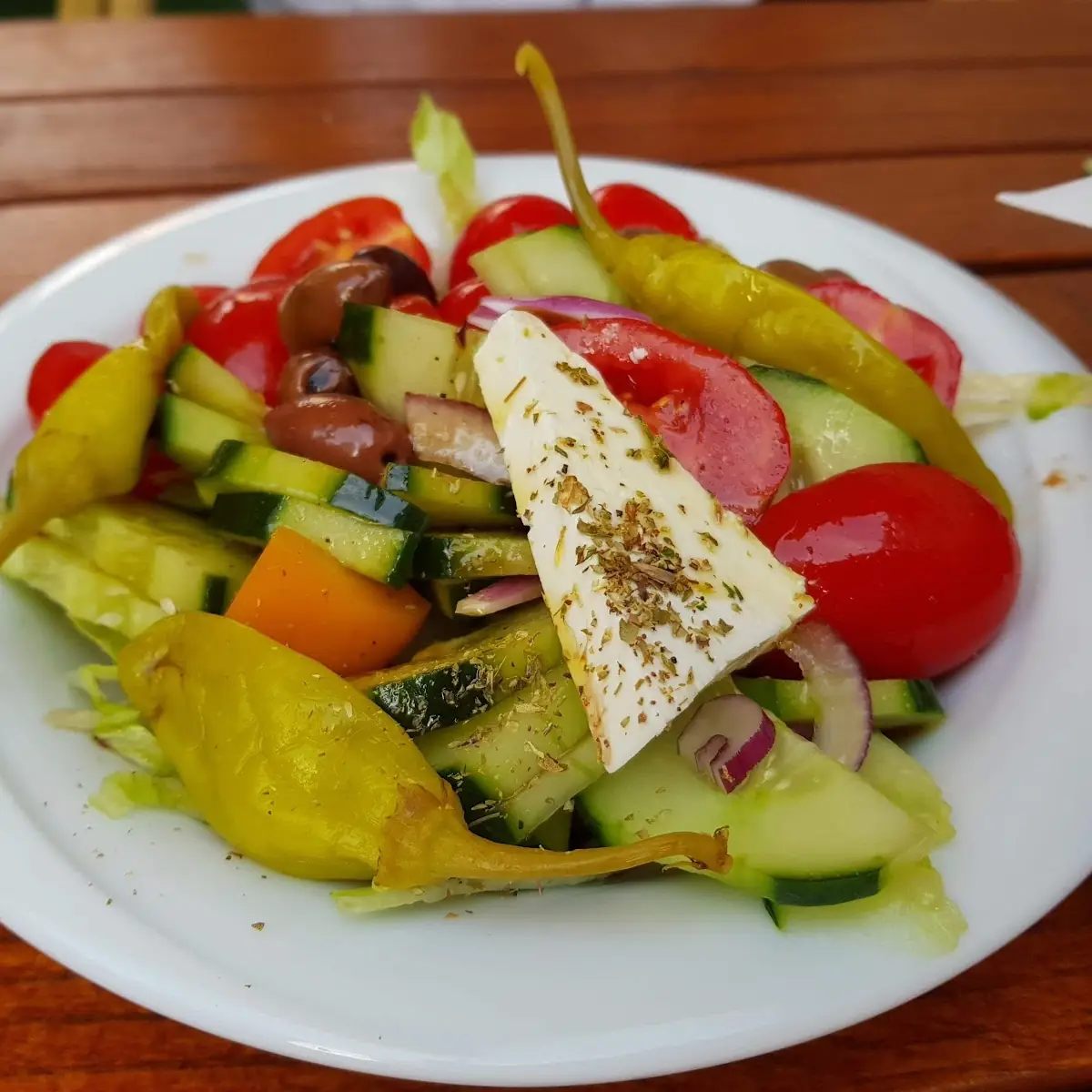 Giros Mit Bauernsalat