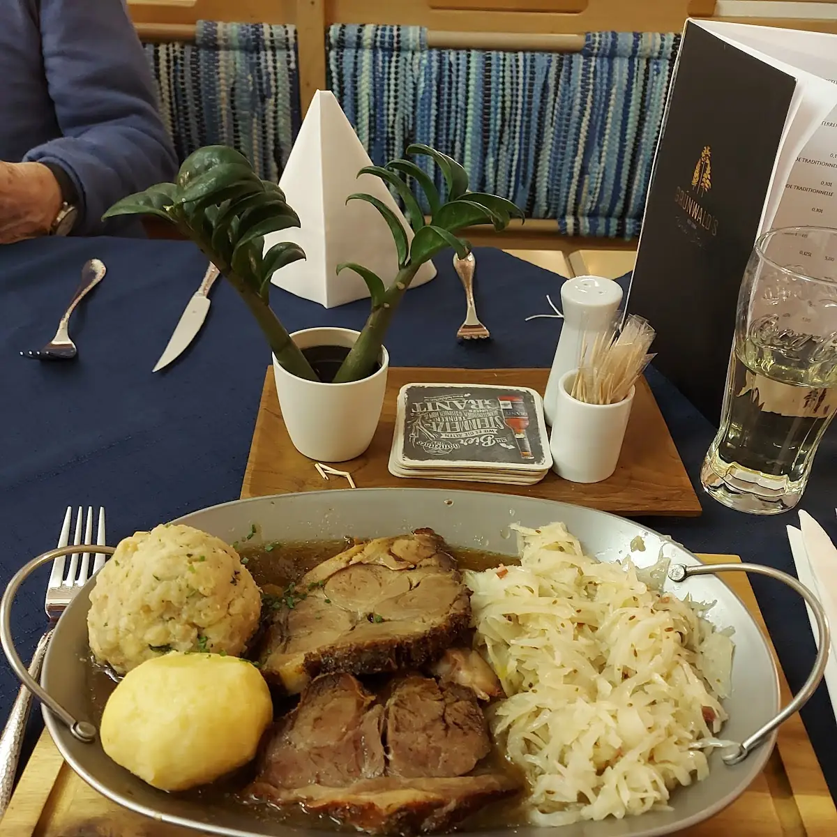 Ofenfrischer Schweinsbraten