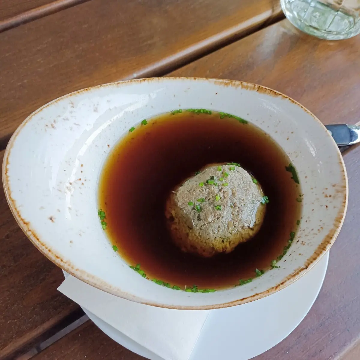 Leberknödelsuppe