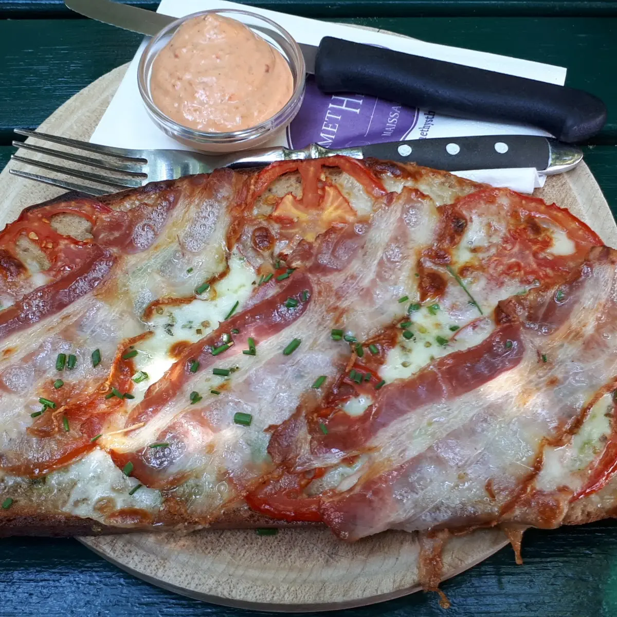 Überbackenes Mozarella Brot