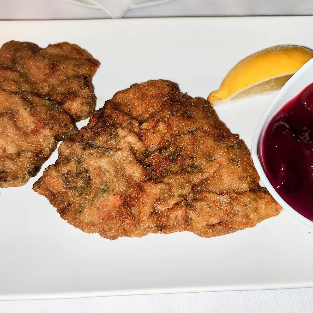 Gebackenes Hirschkalbschnitzel