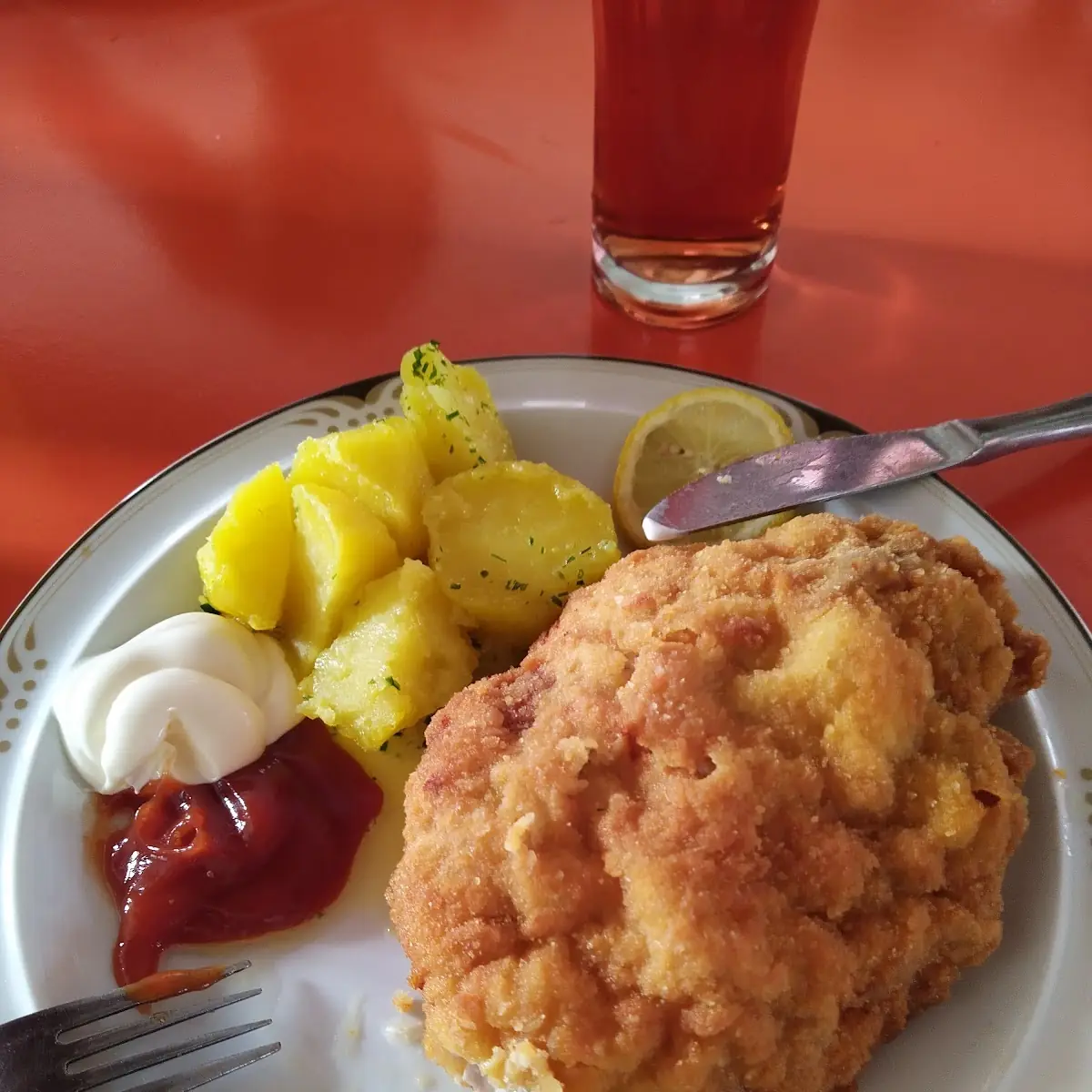 Wiener Schnitzel Mit Petersilie Kartoffeln