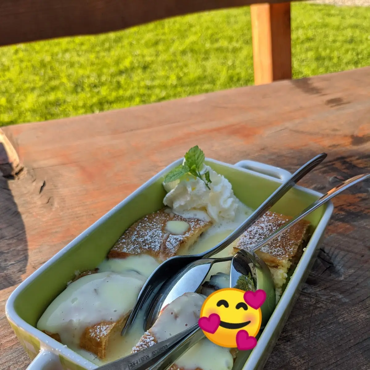 Topfenstrudel Mit Vanille Sauce