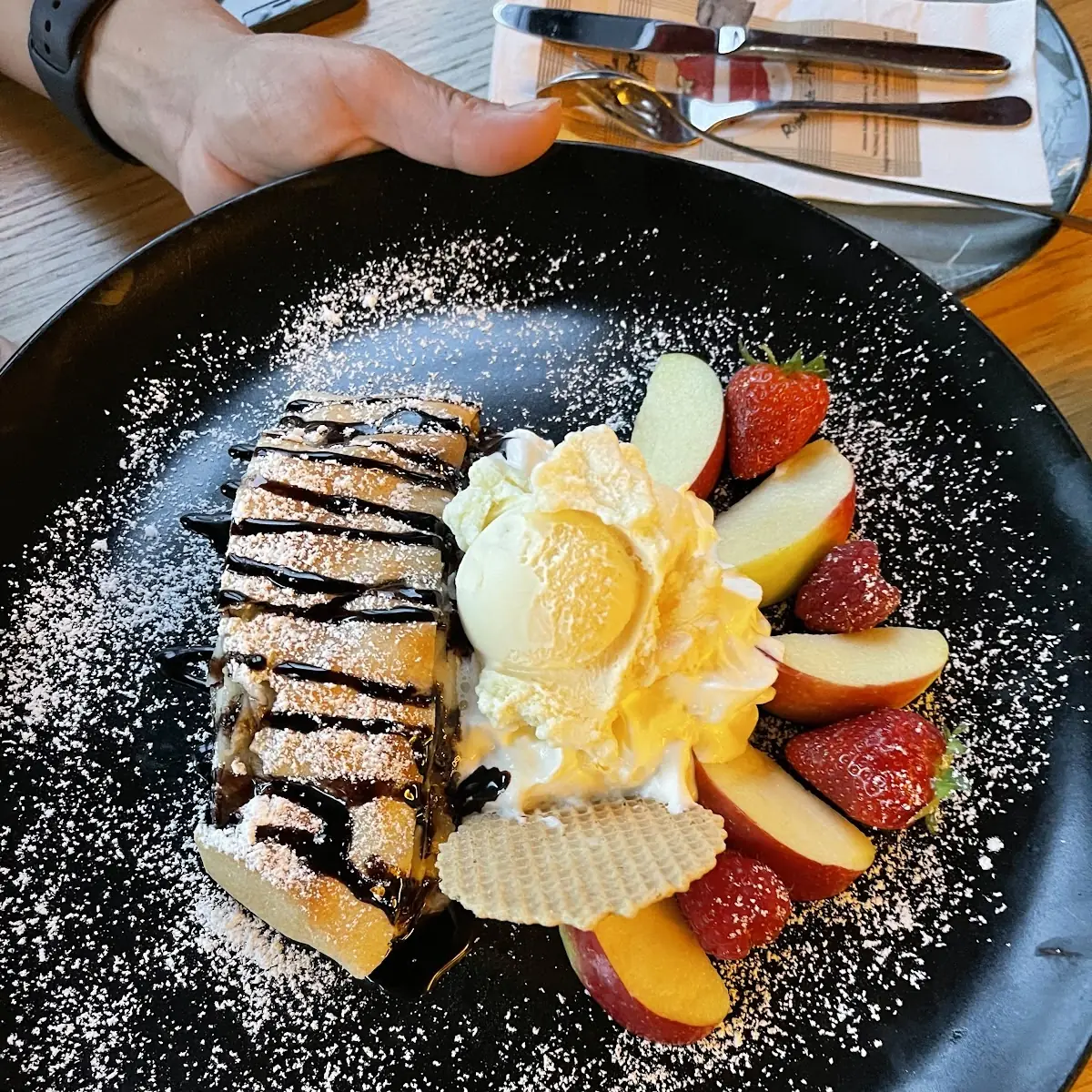 Apple Strudel