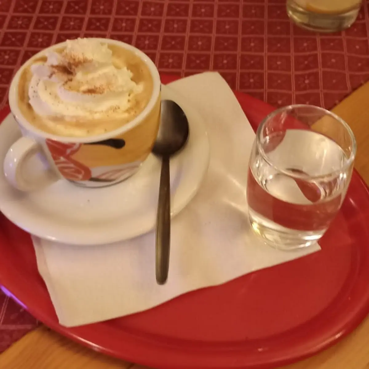 Cappuccino Mit Schlag
