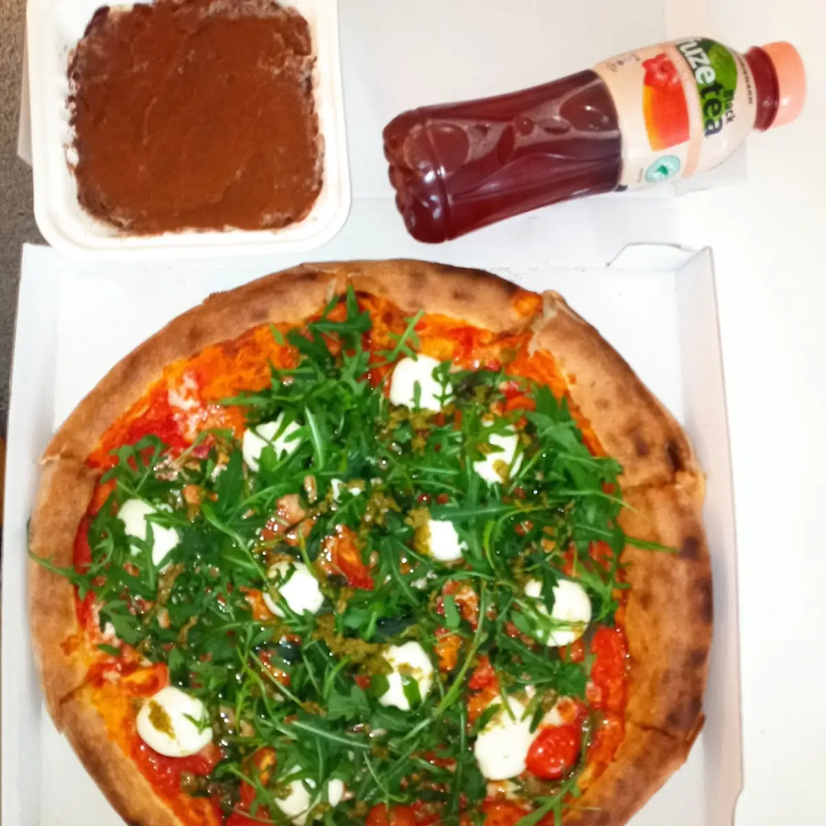 Bestes Tiramisu Und Buffalo Mozzarella Pizza