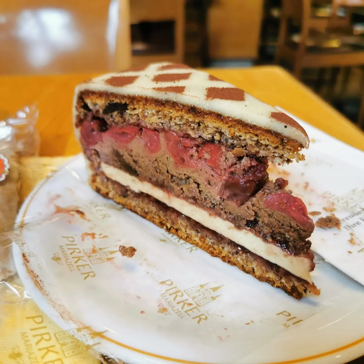 Pariser Kirschtorte