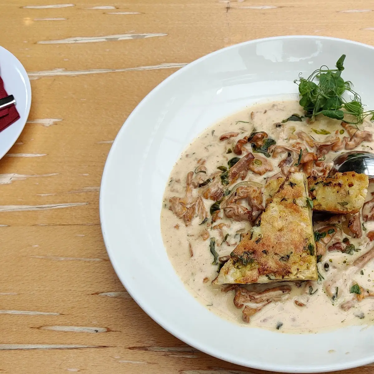 Eierschwammerl Mit Semmelknödel