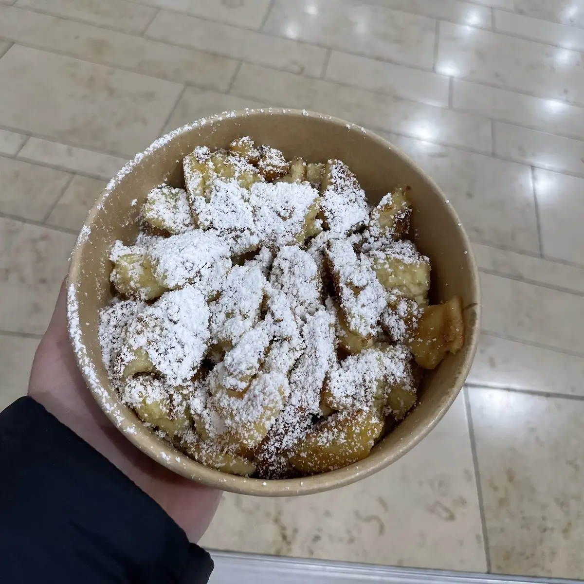 Kaiserschmarrn Mit Puderzucker