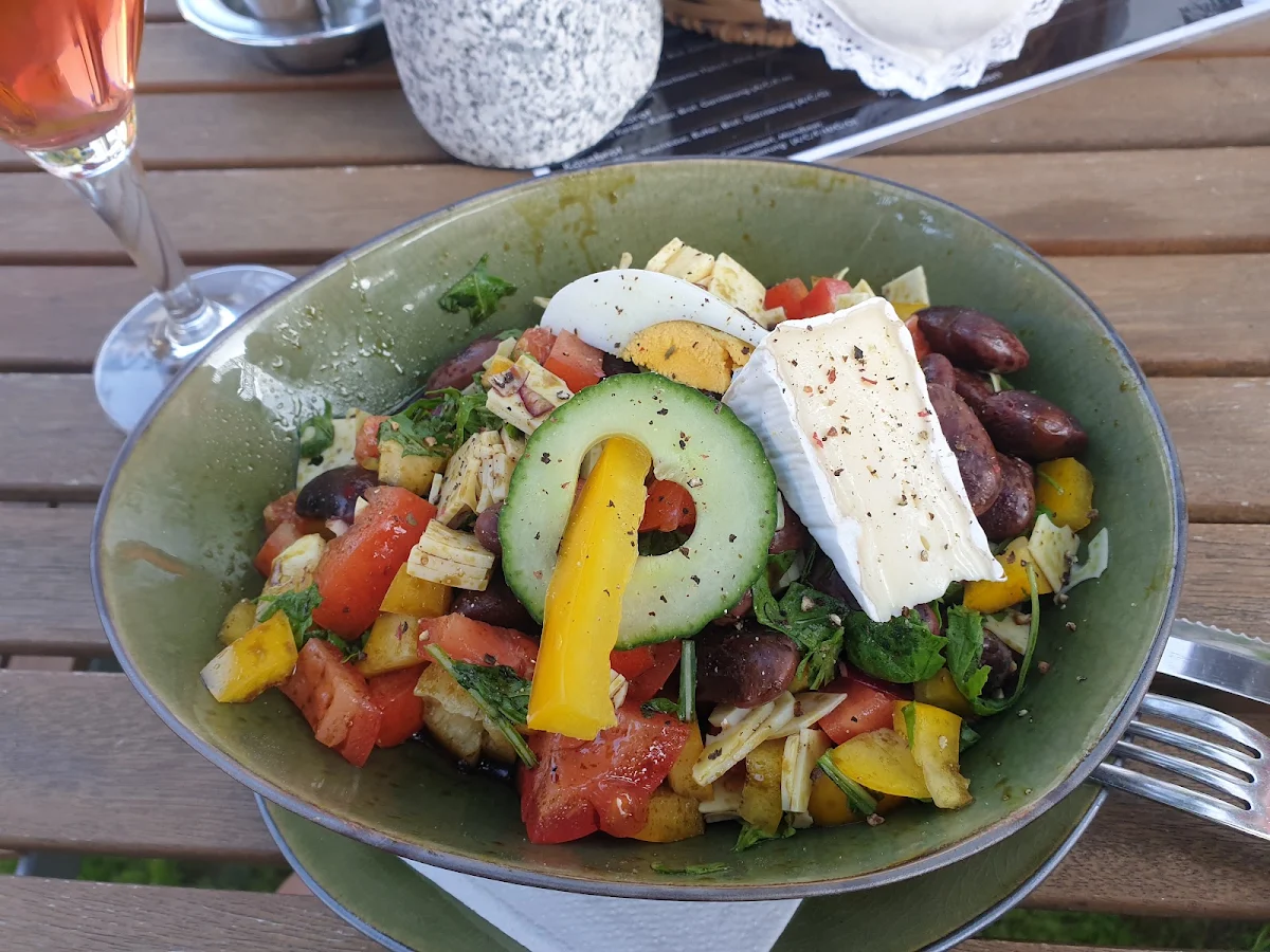 Vegetarischer Salat