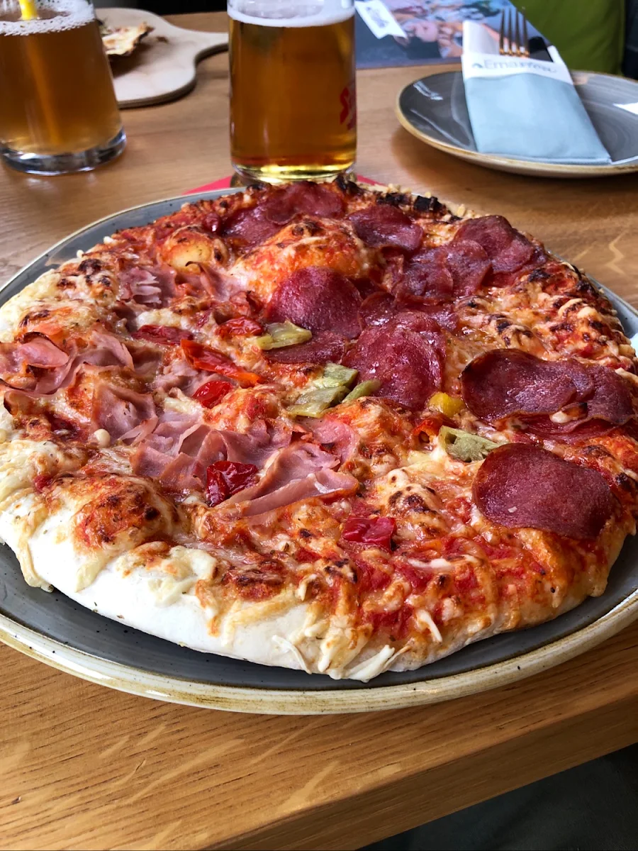 Haus Pizza
