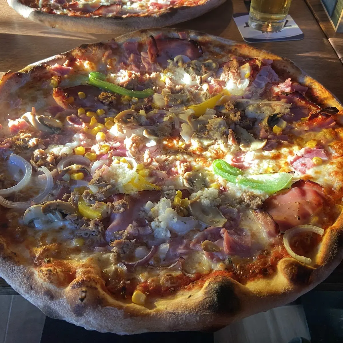 Haus Platzhirsch Pizza Tonno
