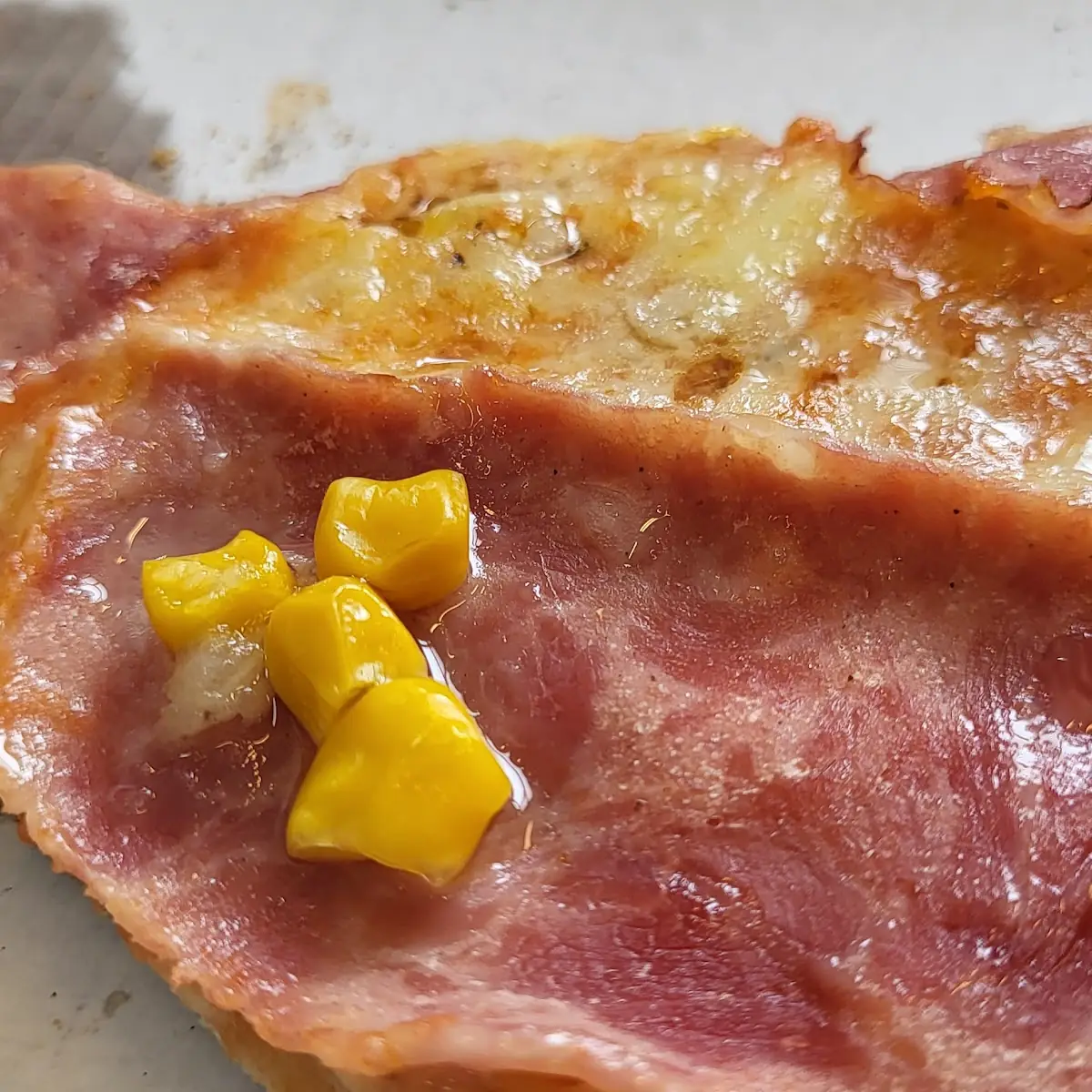 Schinken Mais Pizza