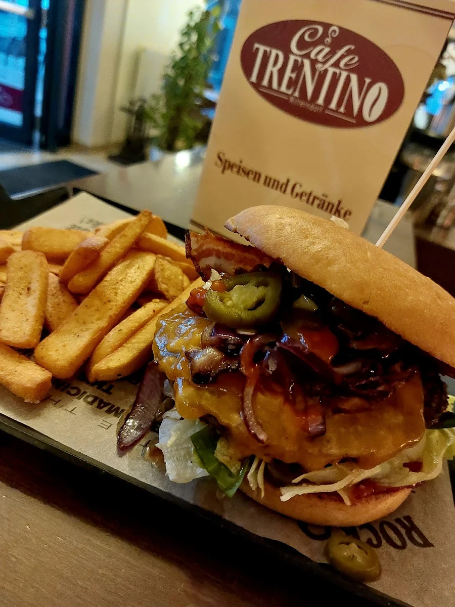 Jalapenjo Burger Mit Steakhouse Pommes
