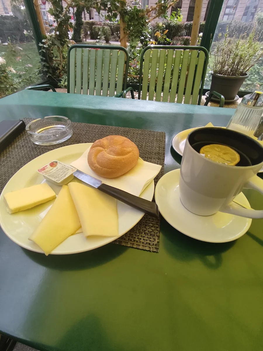Small Breakfast and a Cup of Tea with Lemon Black