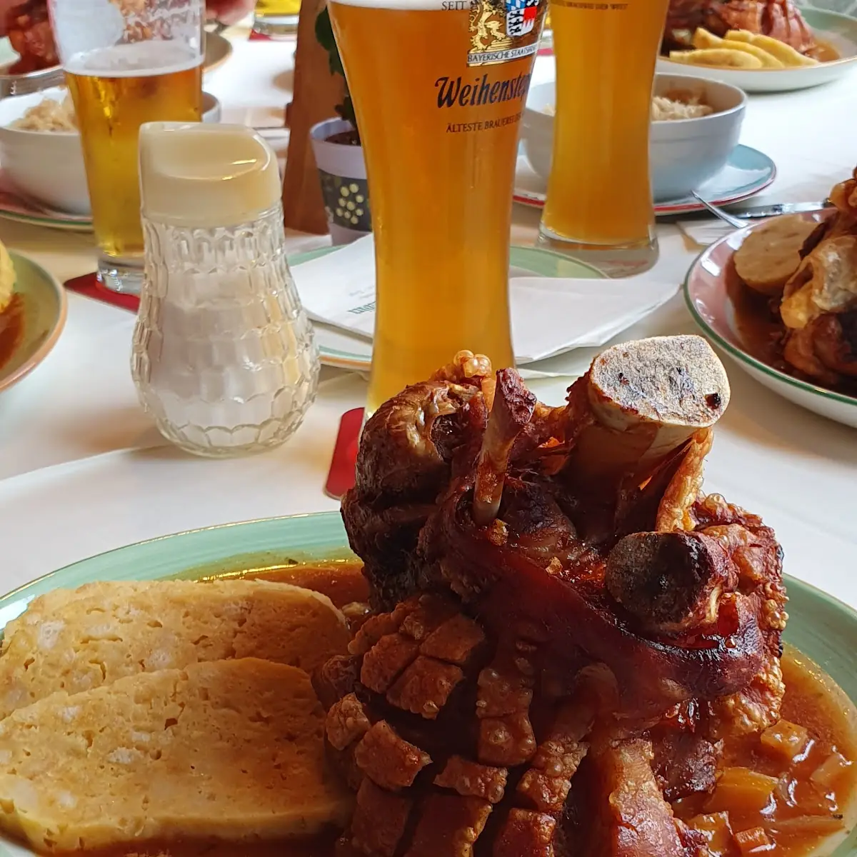 Schweinshaxe