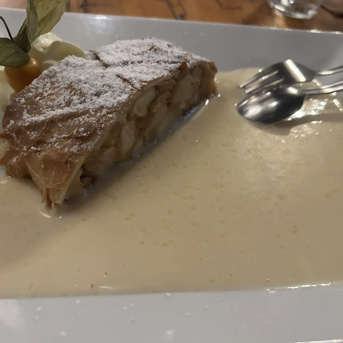 Apfelstrudel