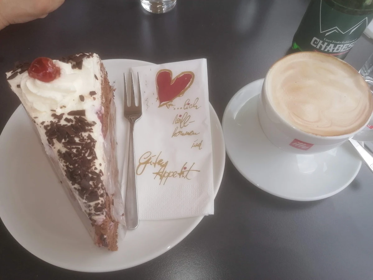 Schwarzwälderkirschtorte