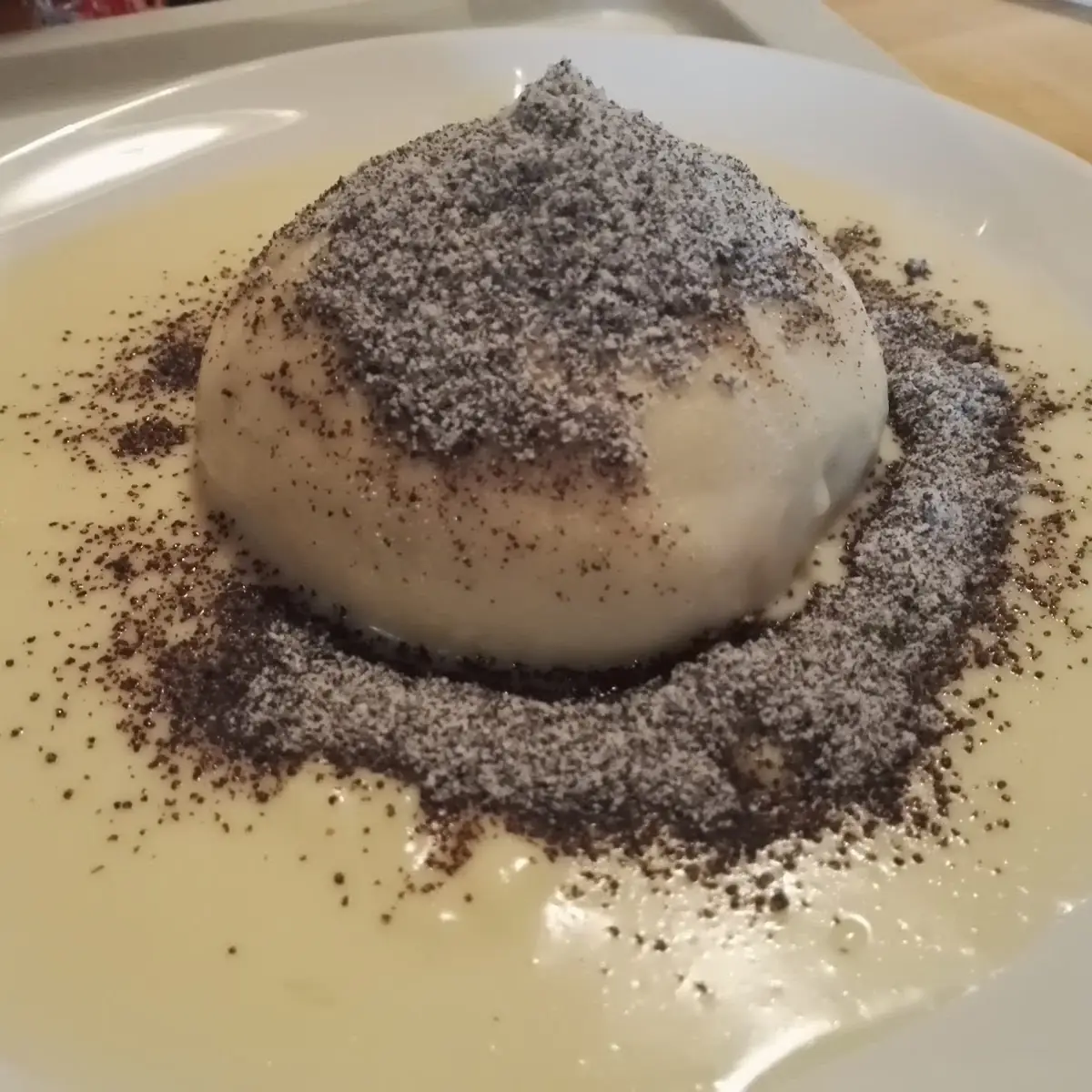 Gernknödl Mit Vanillasauce
