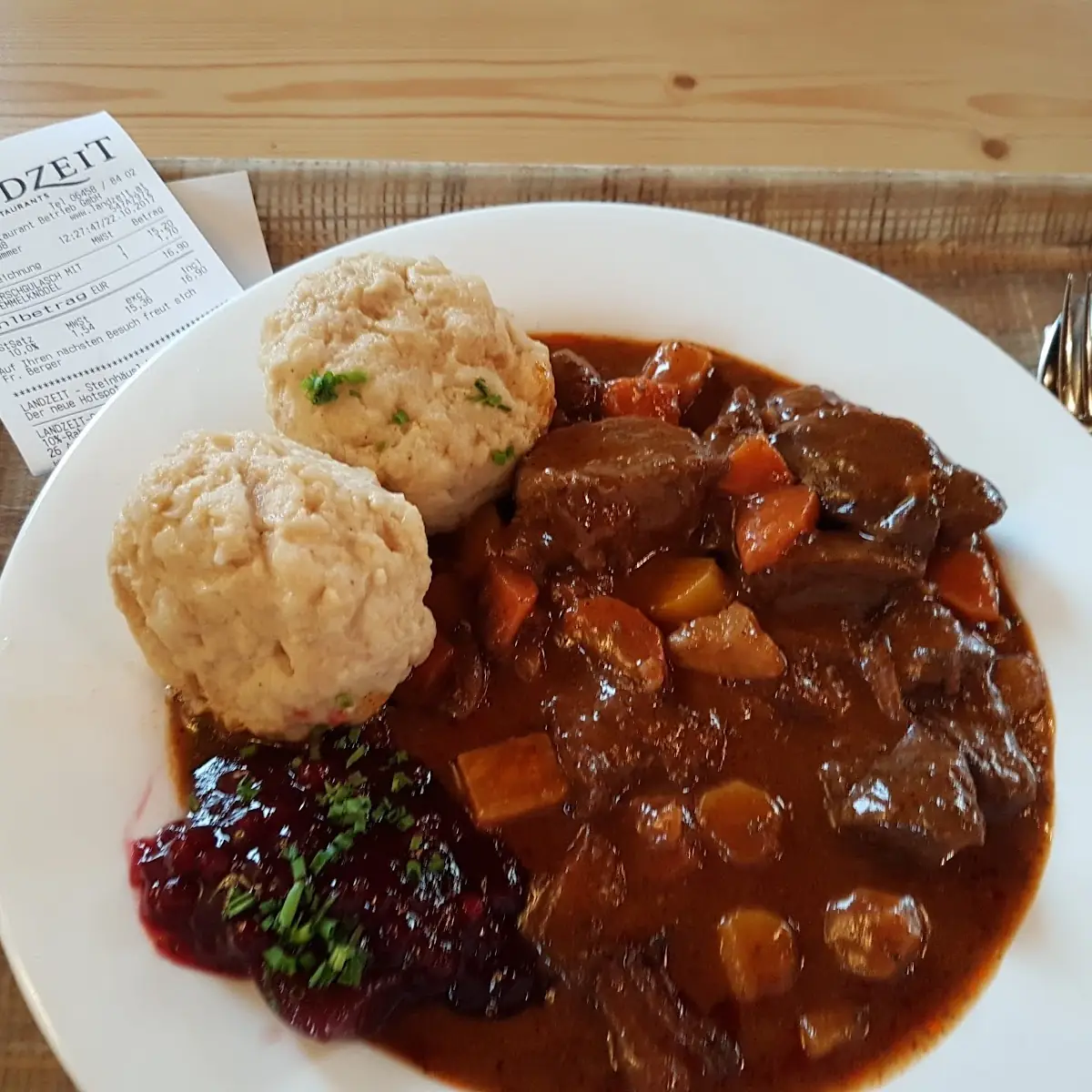 Hirschgulach Knödel