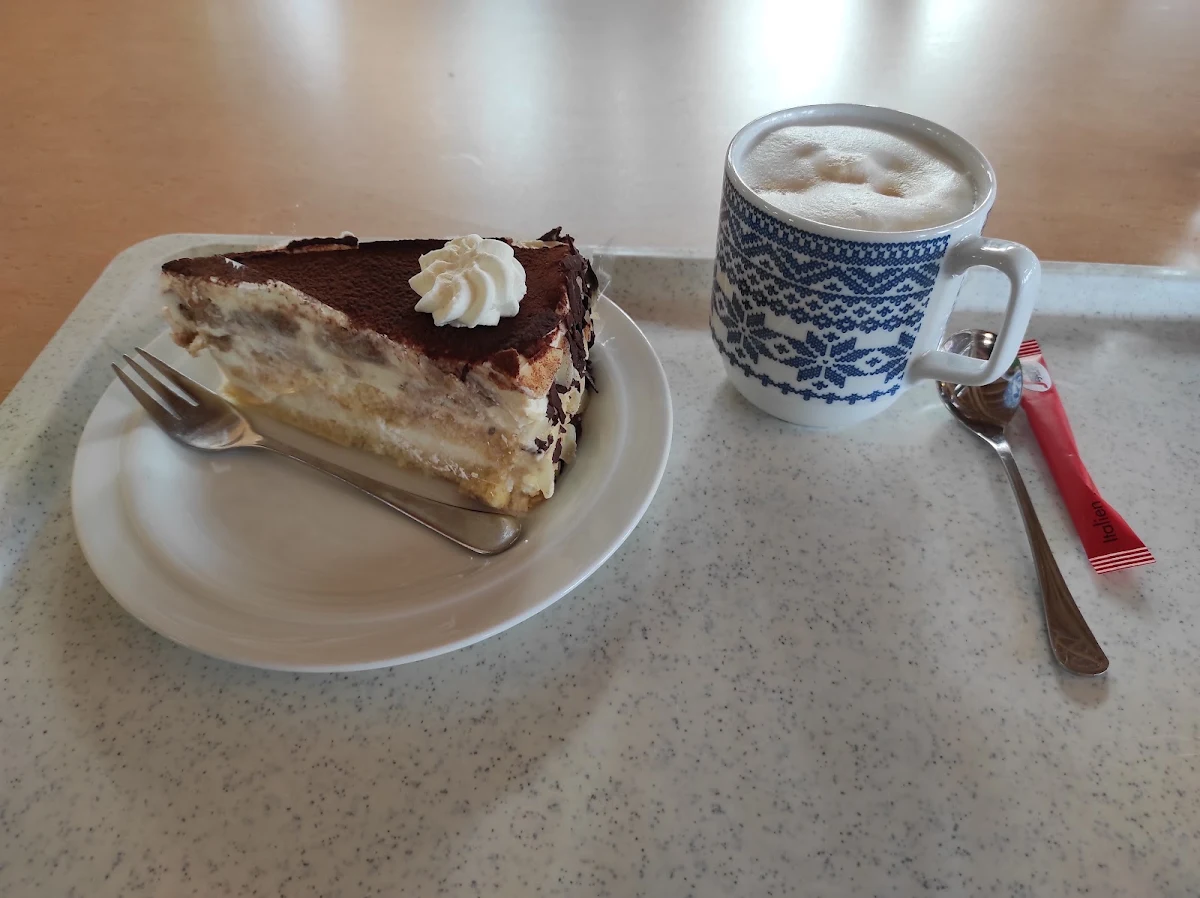 Cappuccino Und Kuchen