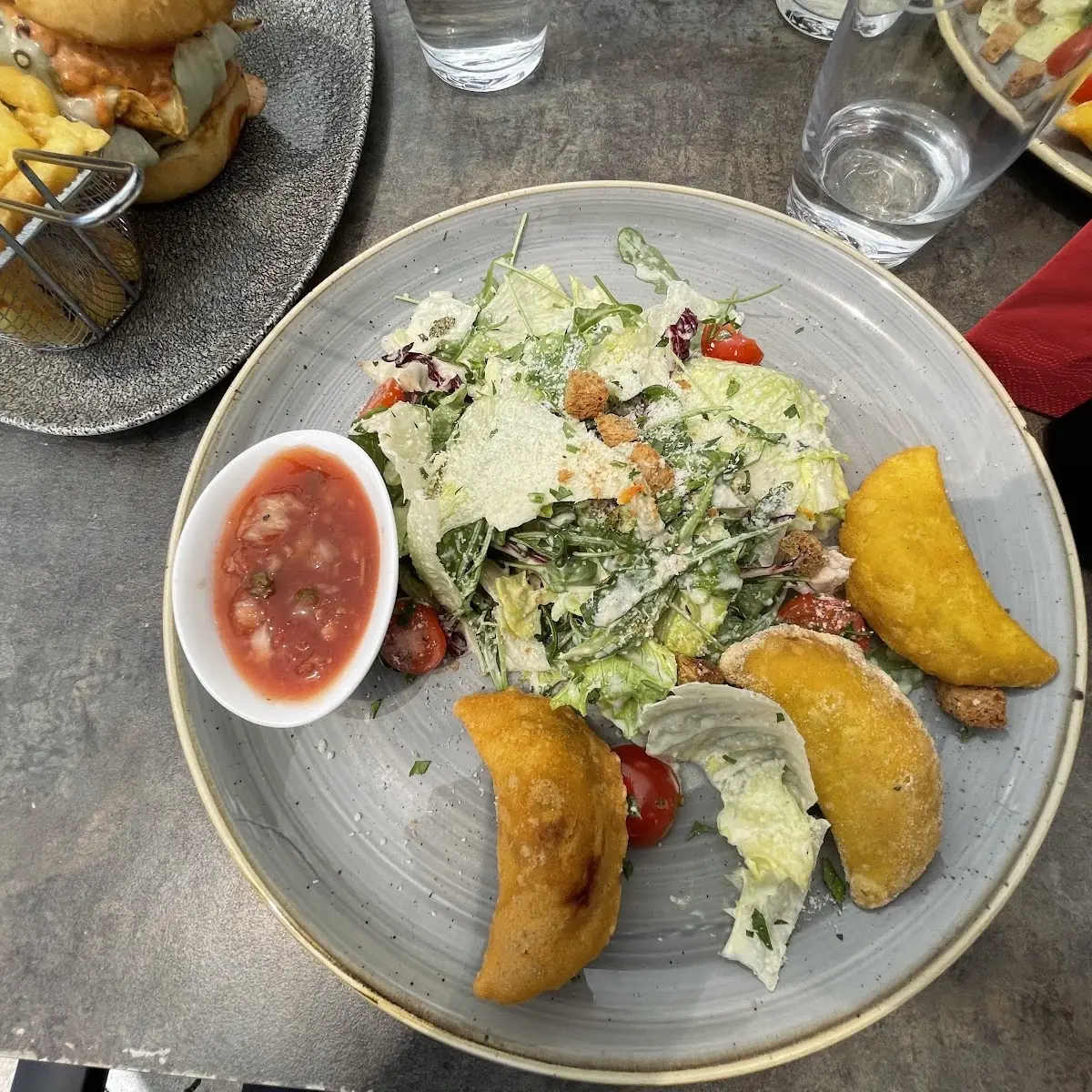 Motodrom Classic Chicken Salad