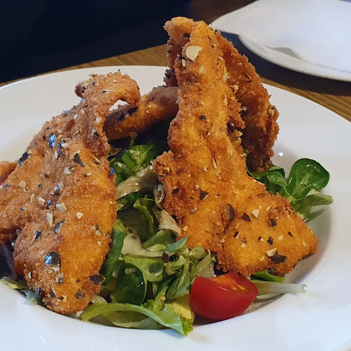 Steirischer Backhendlsalat